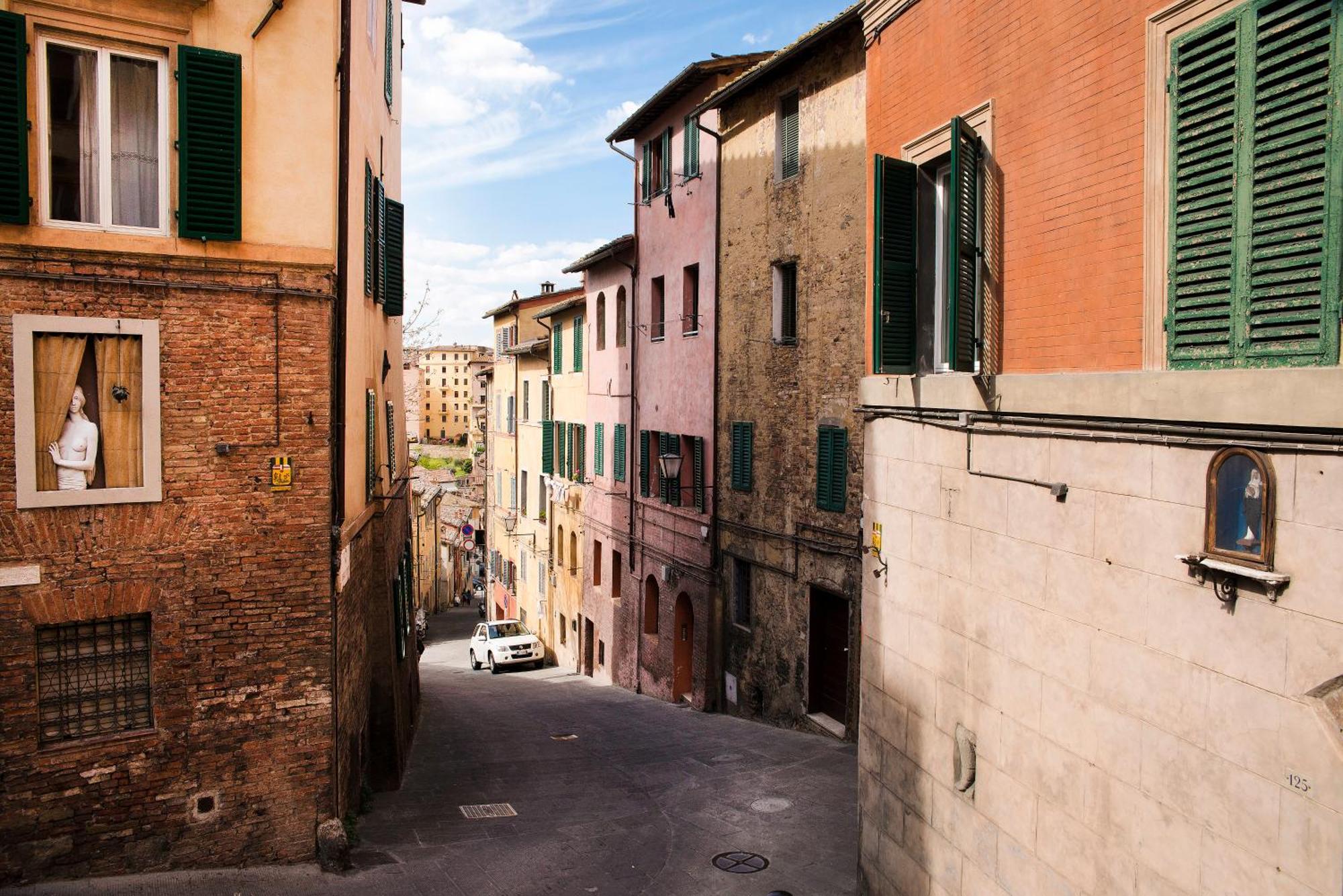 Cozy Apartment In The Heart Of Siena Bagian luar foto