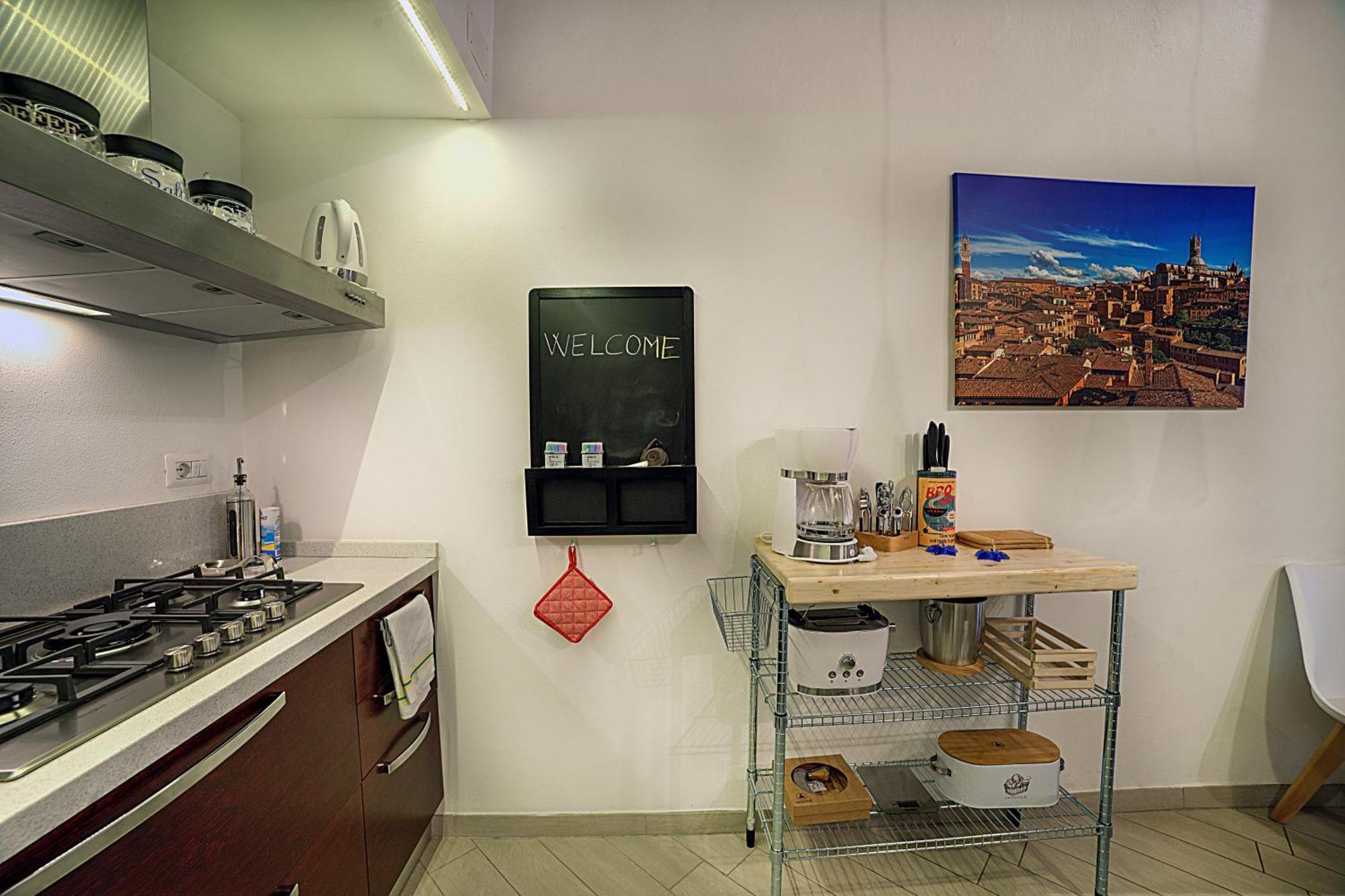 Cozy Apartment In The Heart Of Siena Bagian luar foto