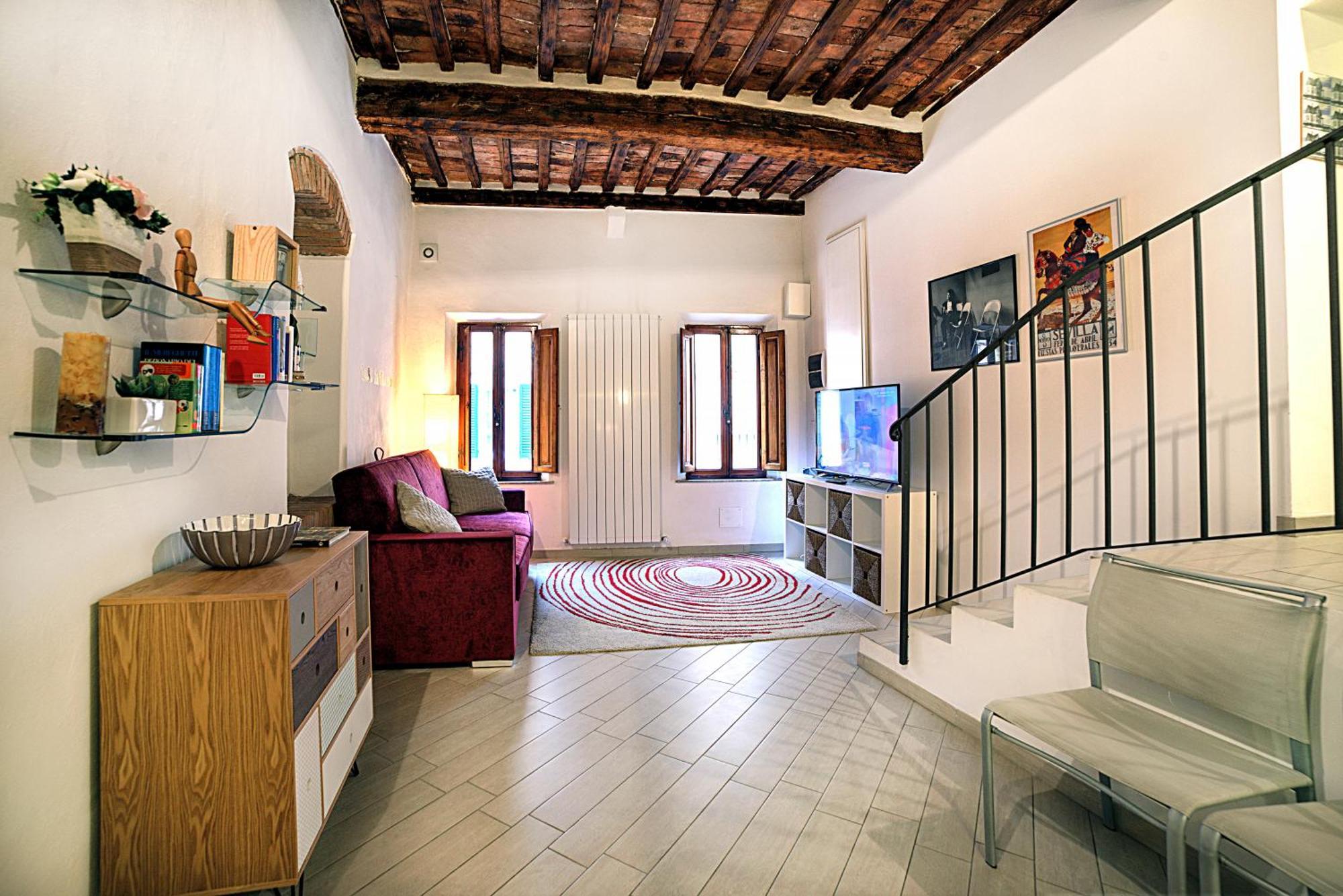 Cozy Apartment In The Heart Of Siena Bagian luar foto